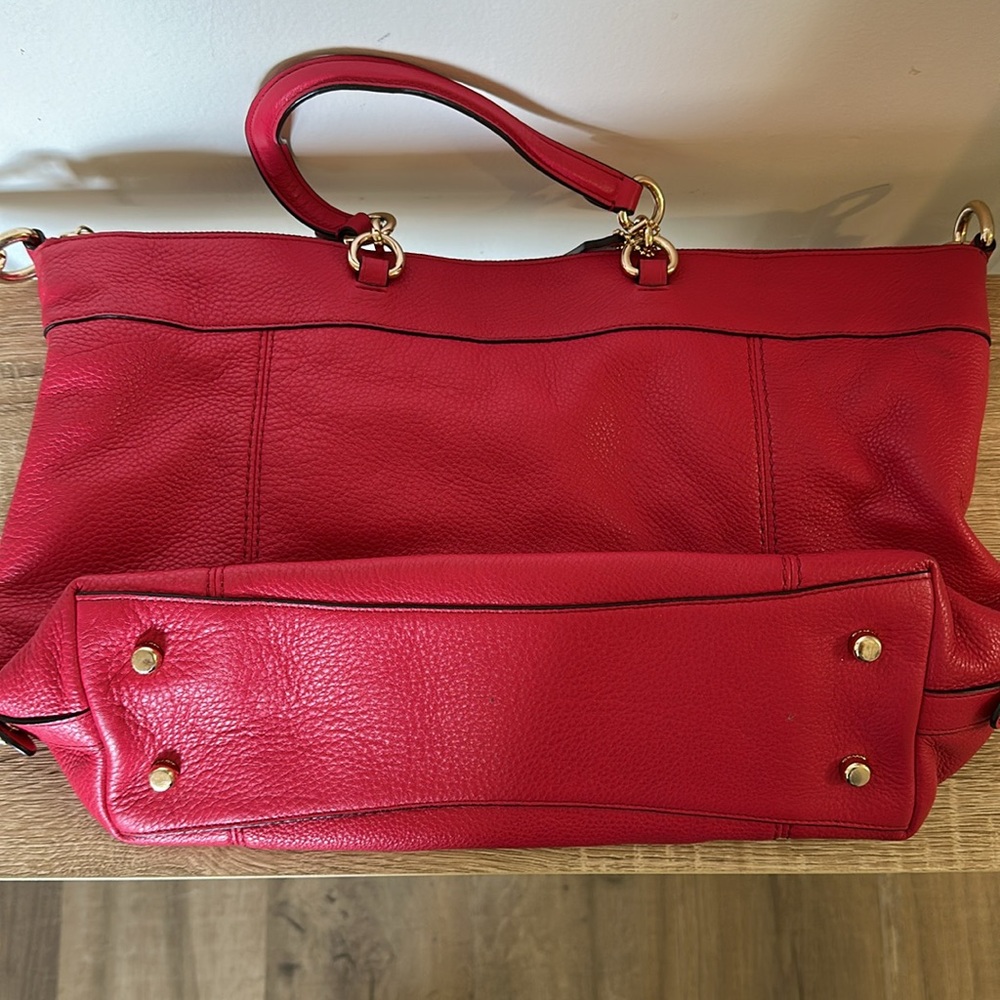 LIKE NEW COACH TOTE - Picture 7 of 8